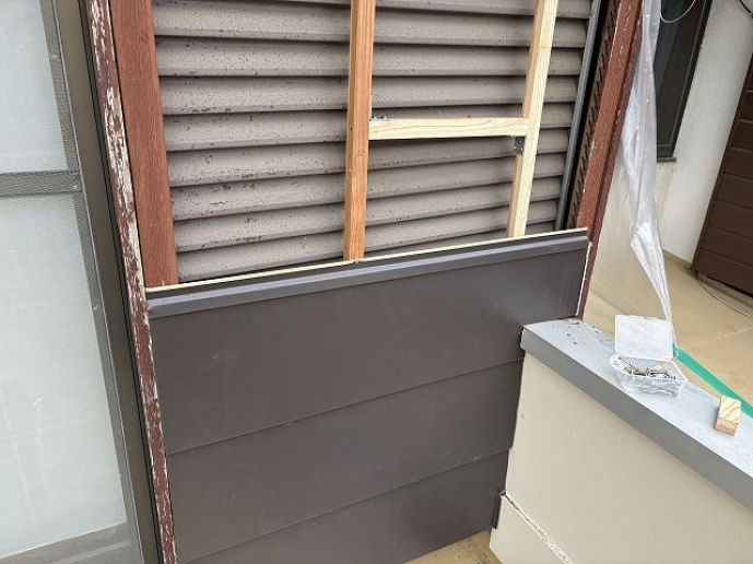 戸袋（木製）の修理